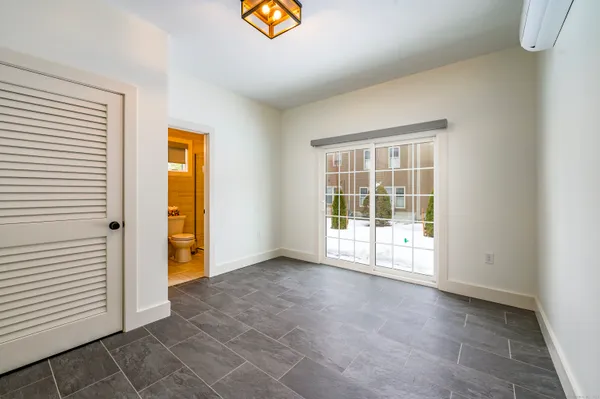 $4,850 | 2620 Main Street, Unit 9, Glastonbury, CT 06033