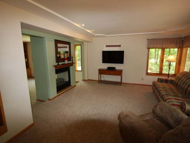 3964 Iroquois Court Rhinelander, WI 54501 - Photo 3 of 20 Gallery Image 3