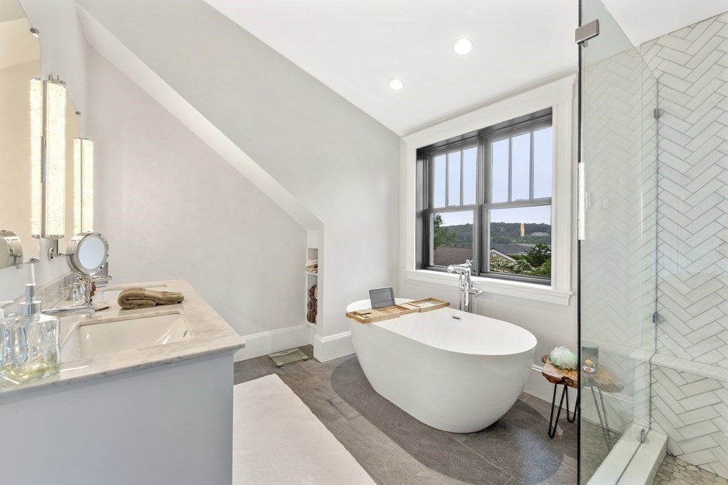 20 Naples Road Salem, MA 01970 - Photo 33 of 42 Gallery Image 33