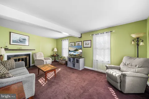 $369,900 | 705 Whitpain Hills, Blue Bell, PA 19422