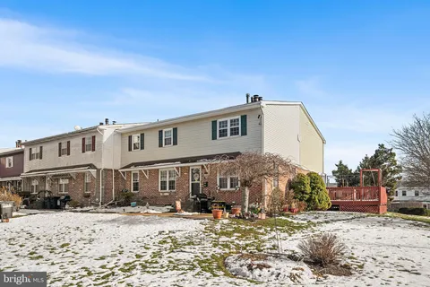 $369,900 | 705 Whitpain Hills, Blue Bell, PA 19422