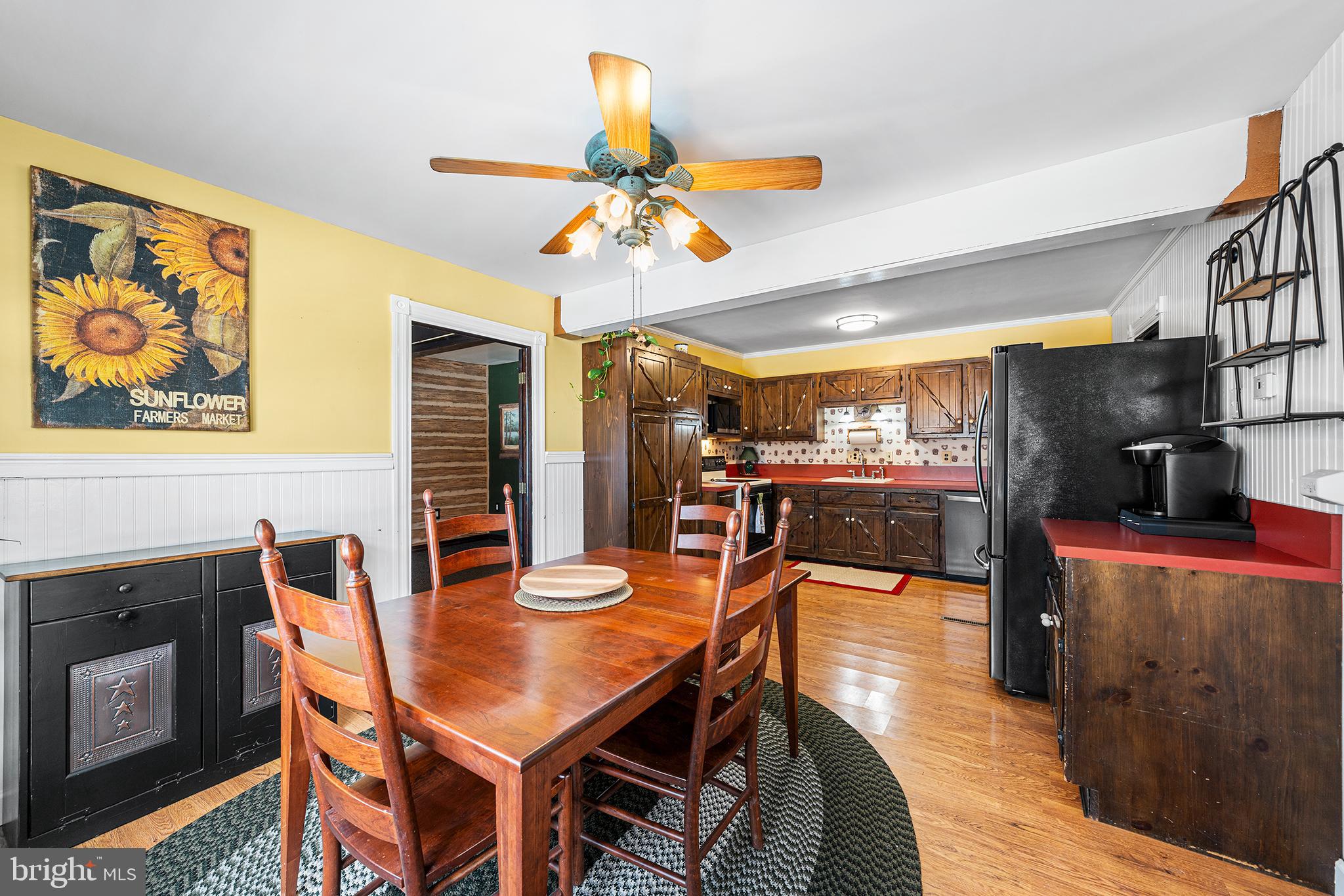 705 Whitpain Hills Blue Bell, PA 19422 - Photo 5 of 34