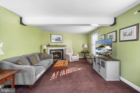 $369,900 | 705 Whitpain Hills, Blue Bell, PA 19422