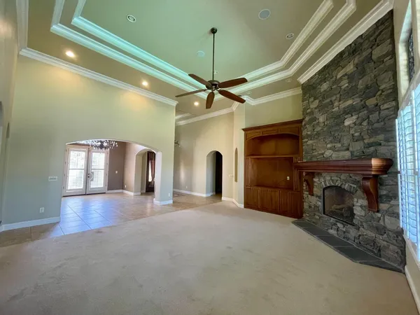 $839,000 | 16052 West Middleton Avenue, Kerman, CA 93630