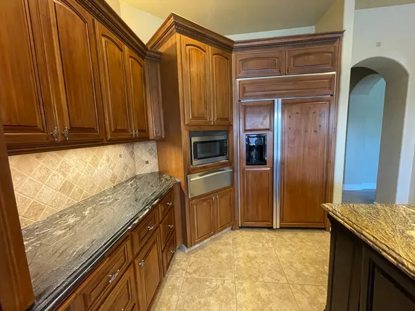 $839,000 | 16052 West Middleton Avenue, Kerman, CA 93630