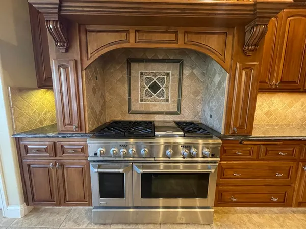 $839,000 | 16052 West Middleton Avenue, Kerman, CA 93630
