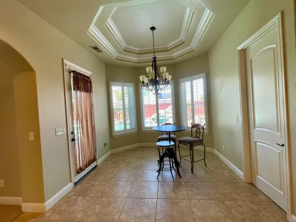 $839,000 | 16052 West Middleton Avenue, Kerman, CA 93630