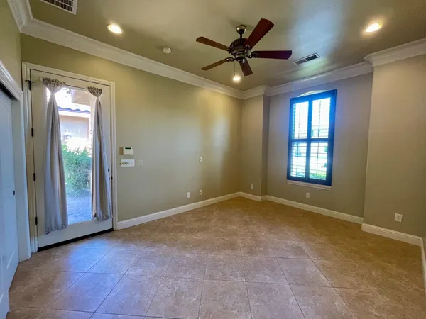 $839,000 | 16052 West Middleton Avenue, Kerman, CA 93630