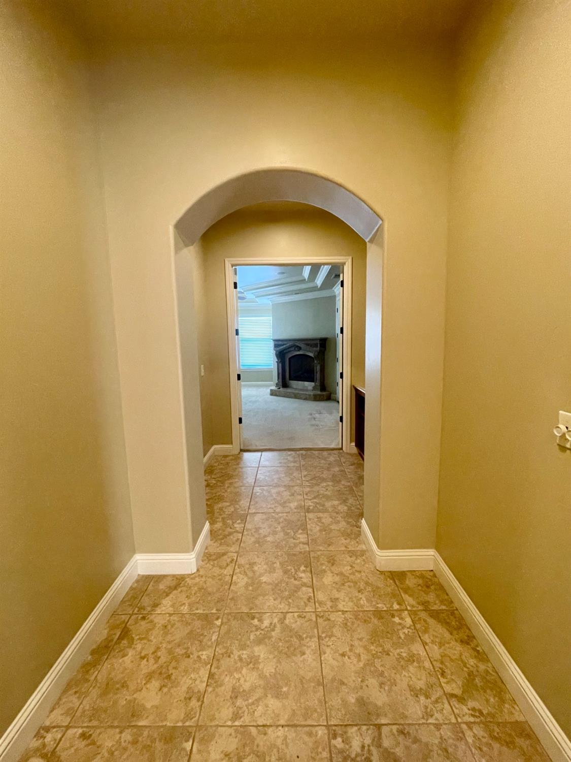 16052 West Middleton Avenue Kerman, CA 93630 - Photo 39 of 77