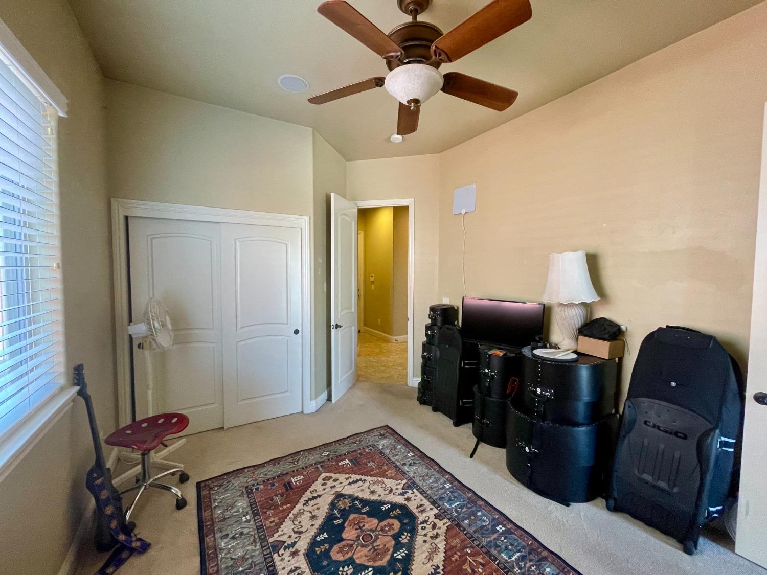 16052 West Middleton Avenue Kerman, CA 93630 - Photo 63 of 77