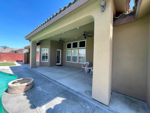 $839,000 | 16052 West Middleton Avenue, Kerman, CA 93630