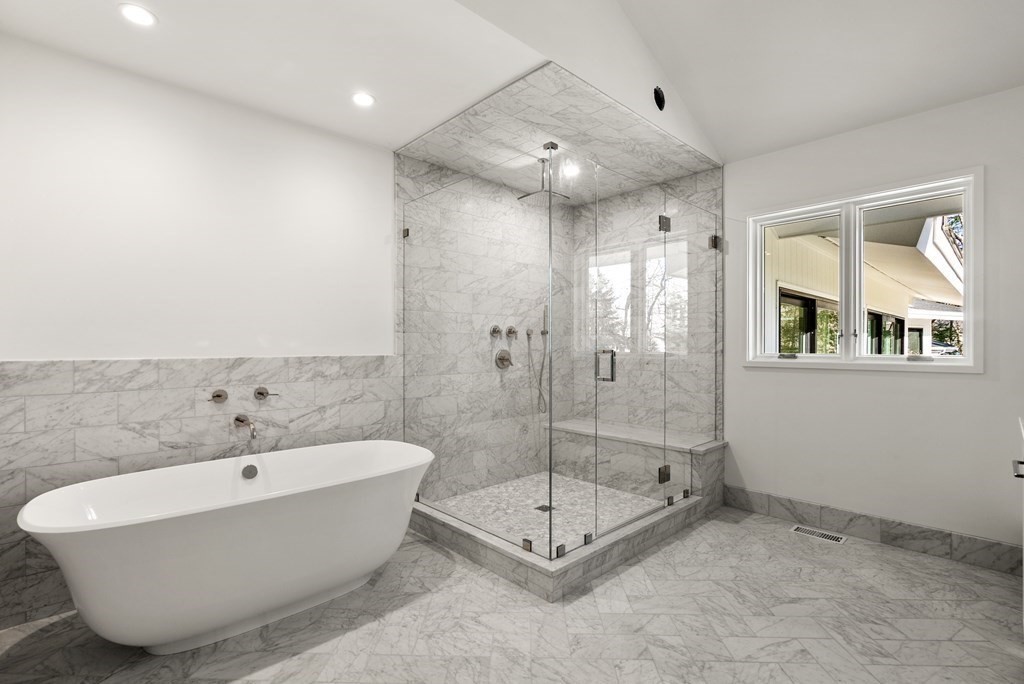 92 Royalston Road Wellesley, MA 02481 - Photo 24 of 40