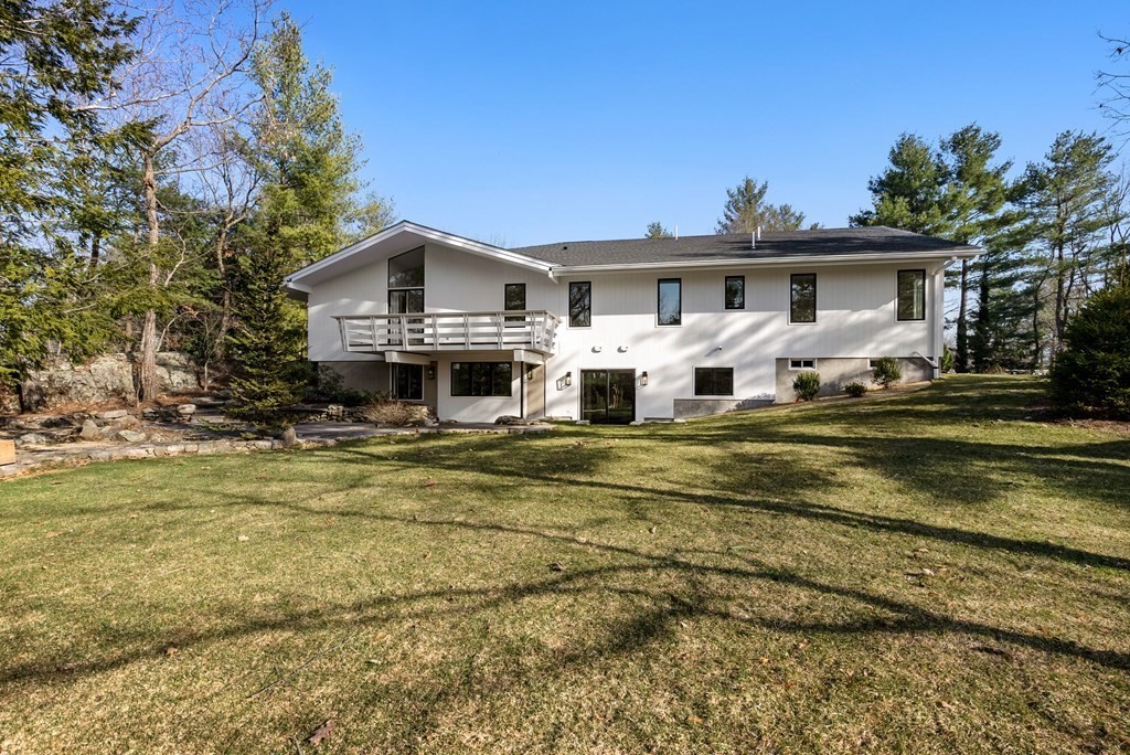 92 Royalston Road Wellesley, MA 02481 - Photo 36 of 40