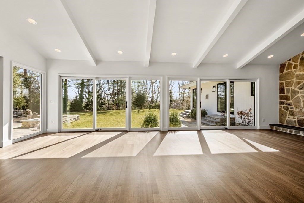 92 Royalston Road Wellesley, MA 02481 - Photo 8 of 40