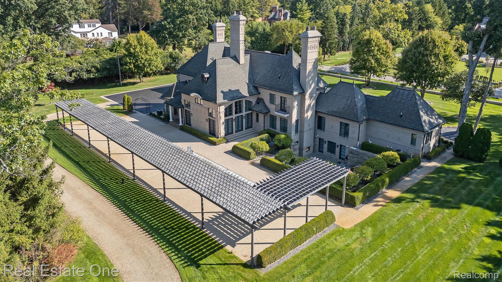 1343 Orchard Ridge Road Bloomfield Hills, MI 48304 - Photo 56 of 58 044-Orchard Ridge-42.jpg