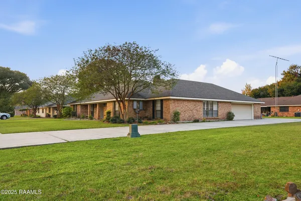 $299,000 | 107 Candlestick Lane, Lafayette, LA 70507