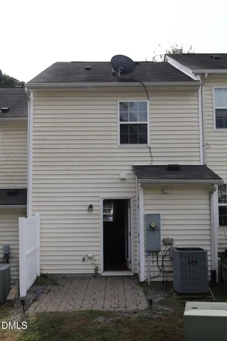 a view of a white house