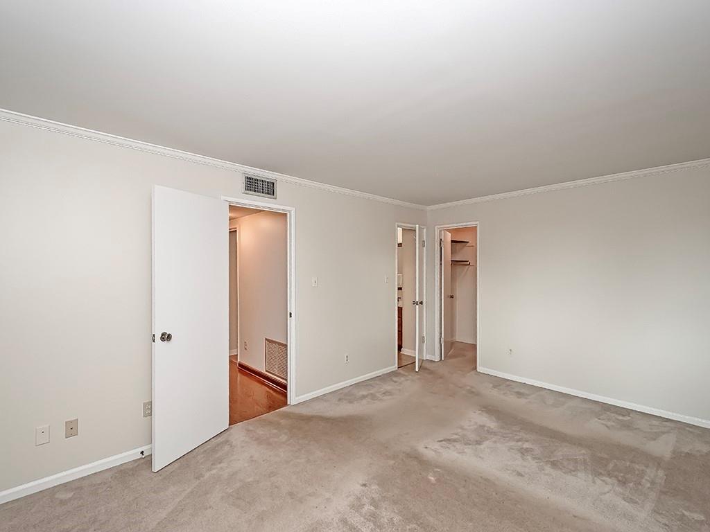 900 Washington Road, Unit 512 Pittsburgh, PA 15228 - Photo 18 of 29 a view of an empty room