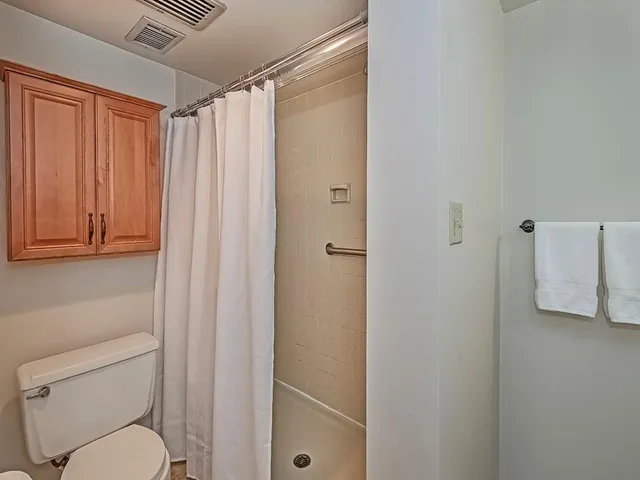 $339,000 | 900 Washington Road, Unit 512, Pittsburgh, PA 15228