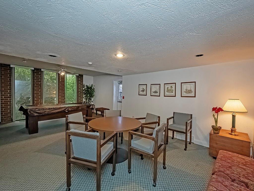 900 Washington Road, Unit 512 Pittsburgh, PA 15228 - Photo 28 of 29 a outdoor dining space with furniture and a potted plant