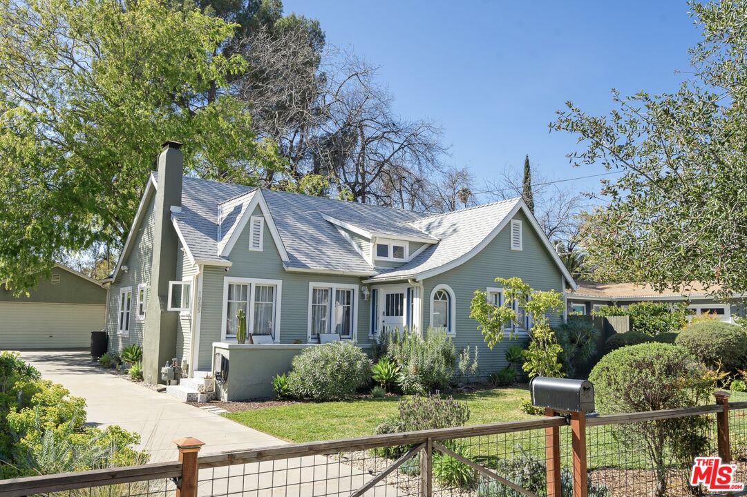 1955 Garfield Avenue Pasadena, CA 91104 - Photo 2 of 55 a front view of a house with garden