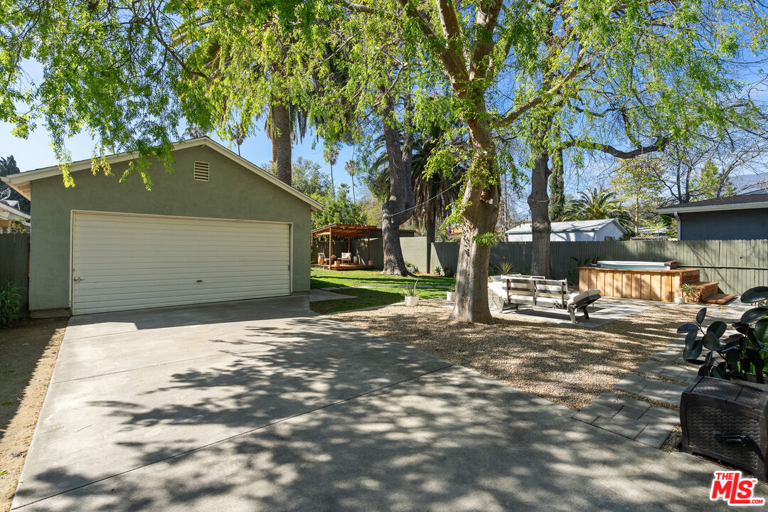 1955 Garfield Avenue Pasadena, CA 91104 - Photo 51 of 55 a backyard of a house with lots of green space