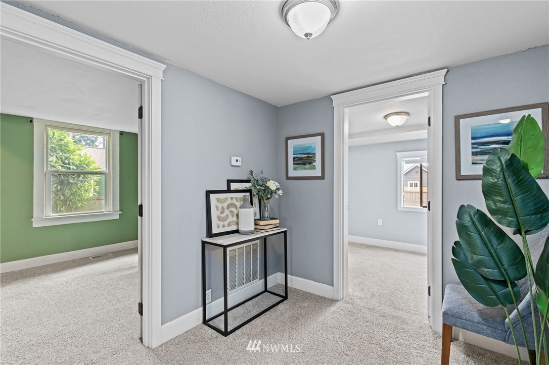 926 Maple Street Everett, WA 98201 - Photo 13 of 38 Gallery Image 13