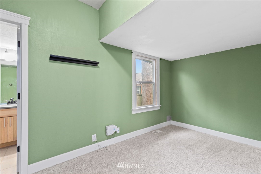 926 Maple Street Everett, WA 98201 - Photo 18 of 38 Gallery Image 18