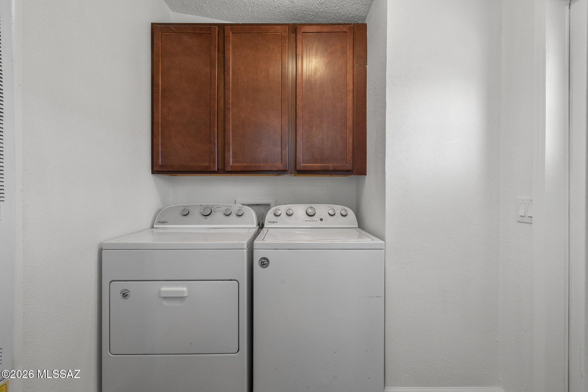5955 South Arrow Road Tucson, AZ 85757 - Photo 26 of 32 Laundry