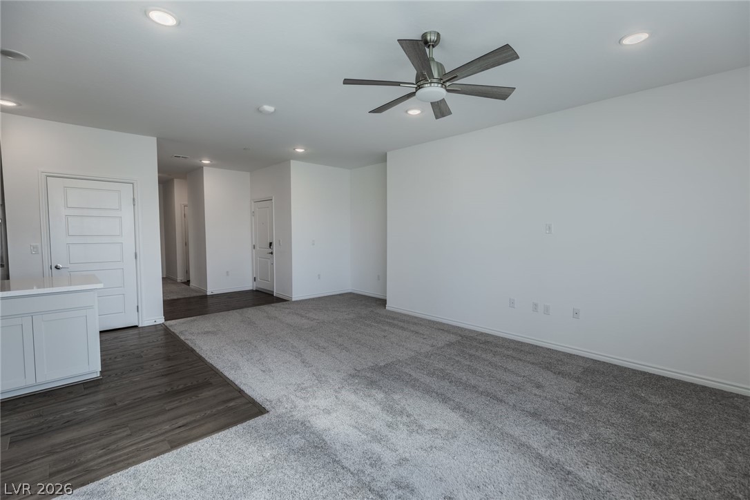2555 Hampton Road, Unit 8206 Henderson, NV 89052 - Photo 6 of 35 This expansive great room offers comfortable living with a seamless flow for entertaining.
