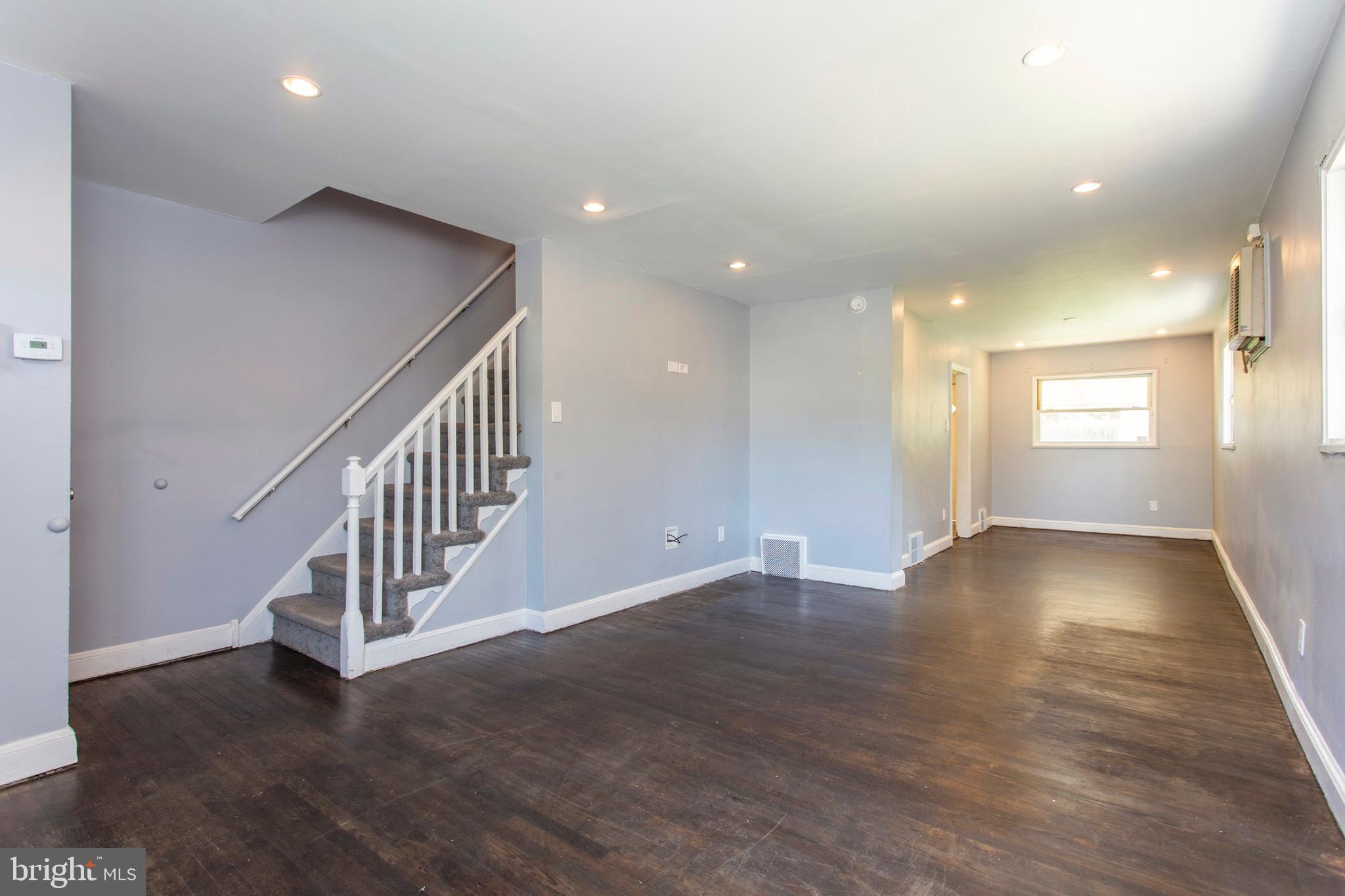 35 West Garrison Road Brookhaven, PA 19015 - Photo 2 of 27 Gallery Image 2