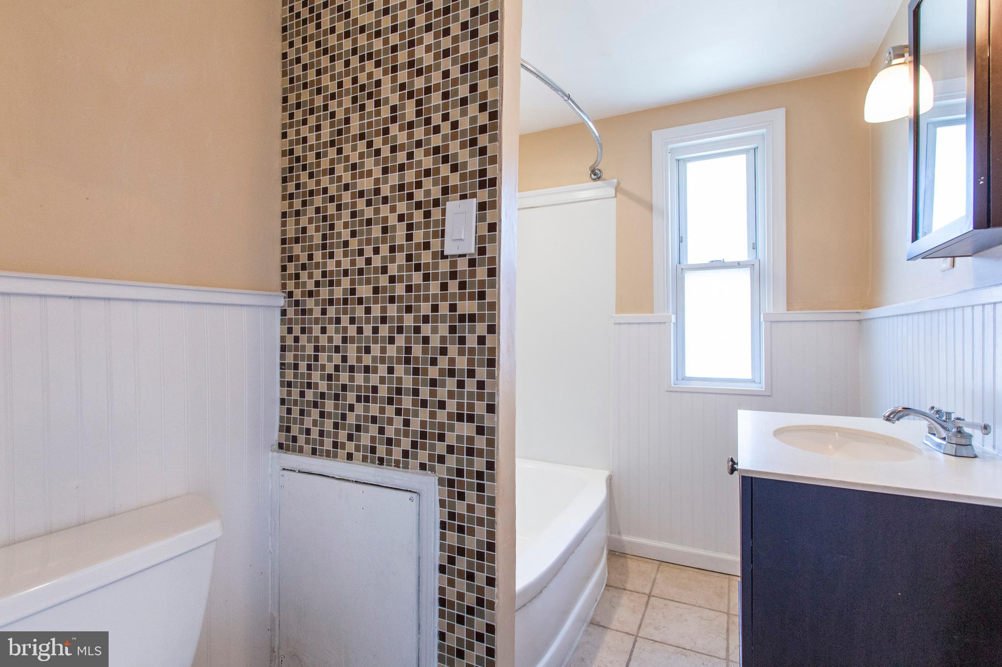 35 West Garrison Road Brookhaven, PA 19015 - Photo 16 of 27 Gallery Image 16