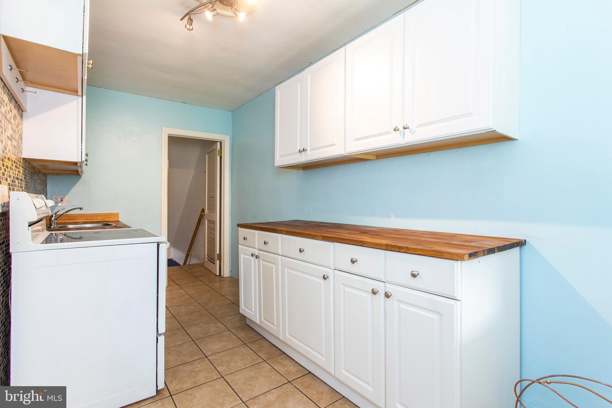 35 West Garrison Road Brookhaven, PA 19015 - Photo 4 of 27 Gallery Image 4