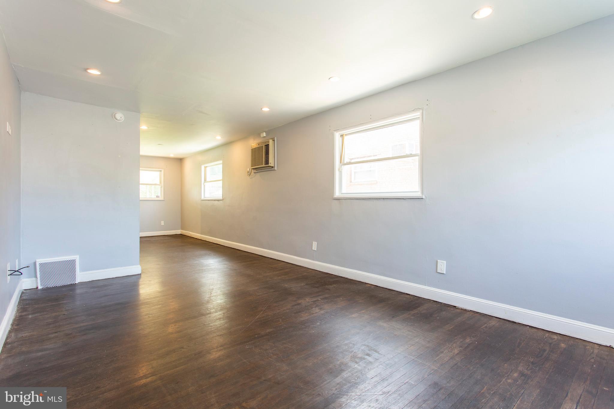 35 West Garrison Road Brookhaven, PA 19015 - Photo 5 of 27 Gallery Image 5