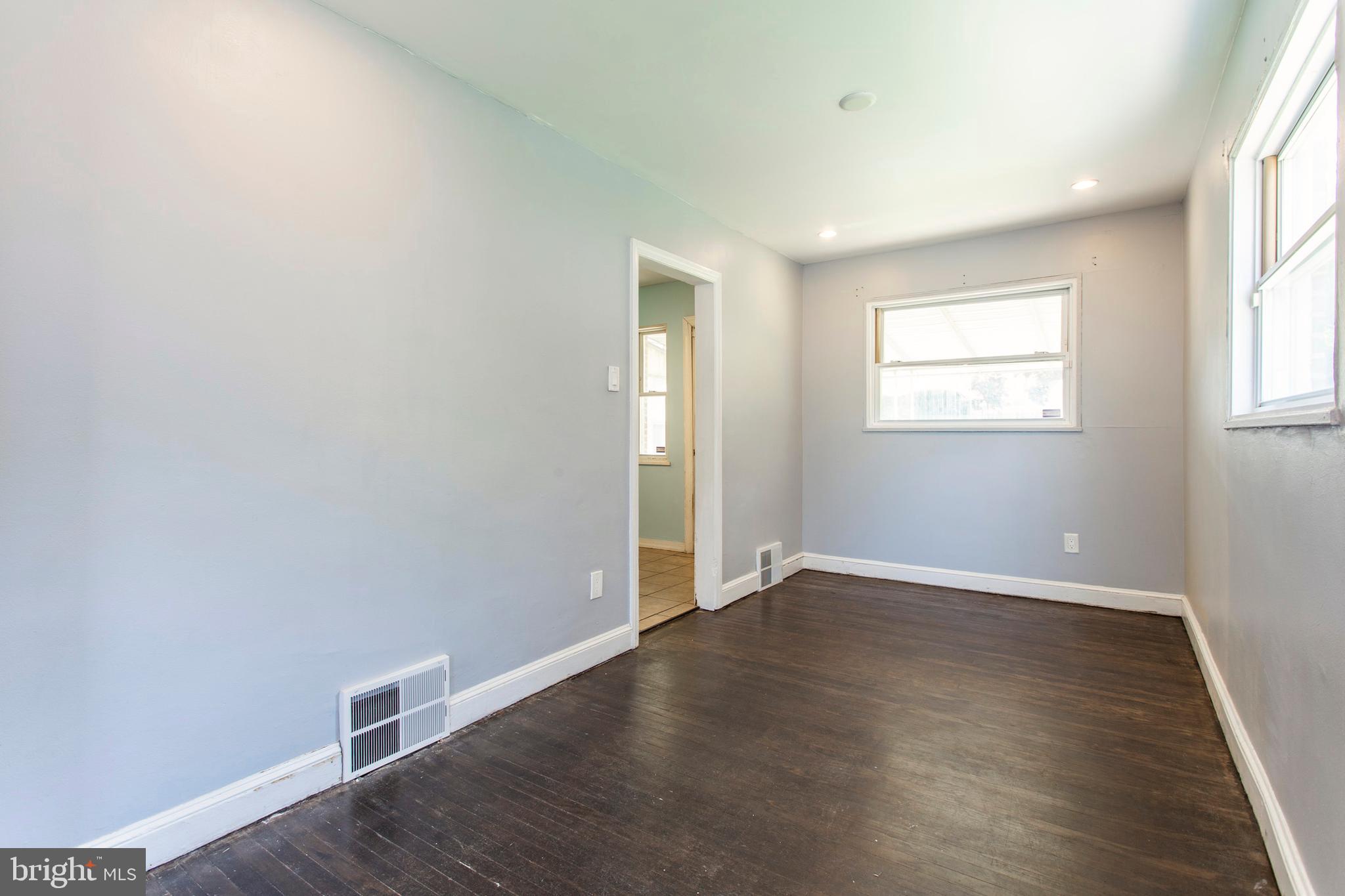 35 West Garrison Road Brookhaven, PA 19015 - Photo 7 of 27 Gallery Image 7