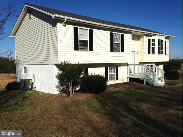 24101 Independence Road Unionville, VA 22567 - Photo 3 of 23 Exterior (Front)