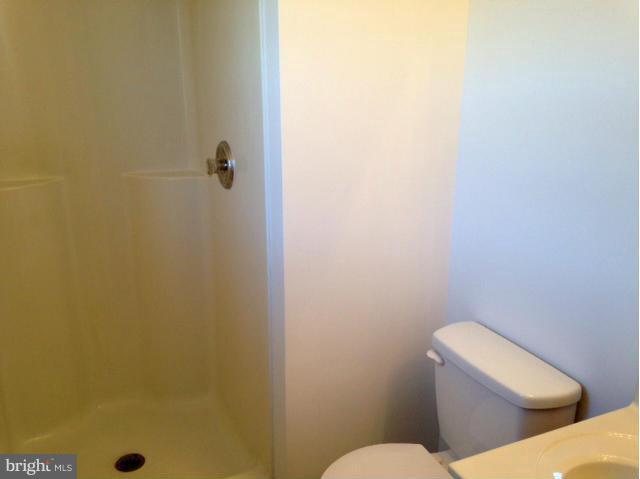 24101 Independence Road Unionville, VA 22567 - Photo 7 of 23 Bath