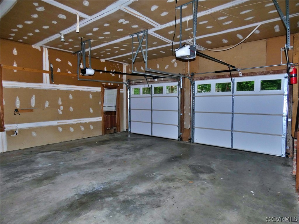 14011 Chepstow Road Midlothian, VA 23113 - Photo 46 of 49 a view of a garage