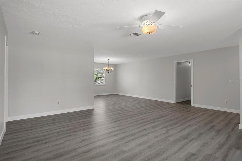 19804 Hiawatha Road Odessa, FL 33556 - Photo 12 of 49