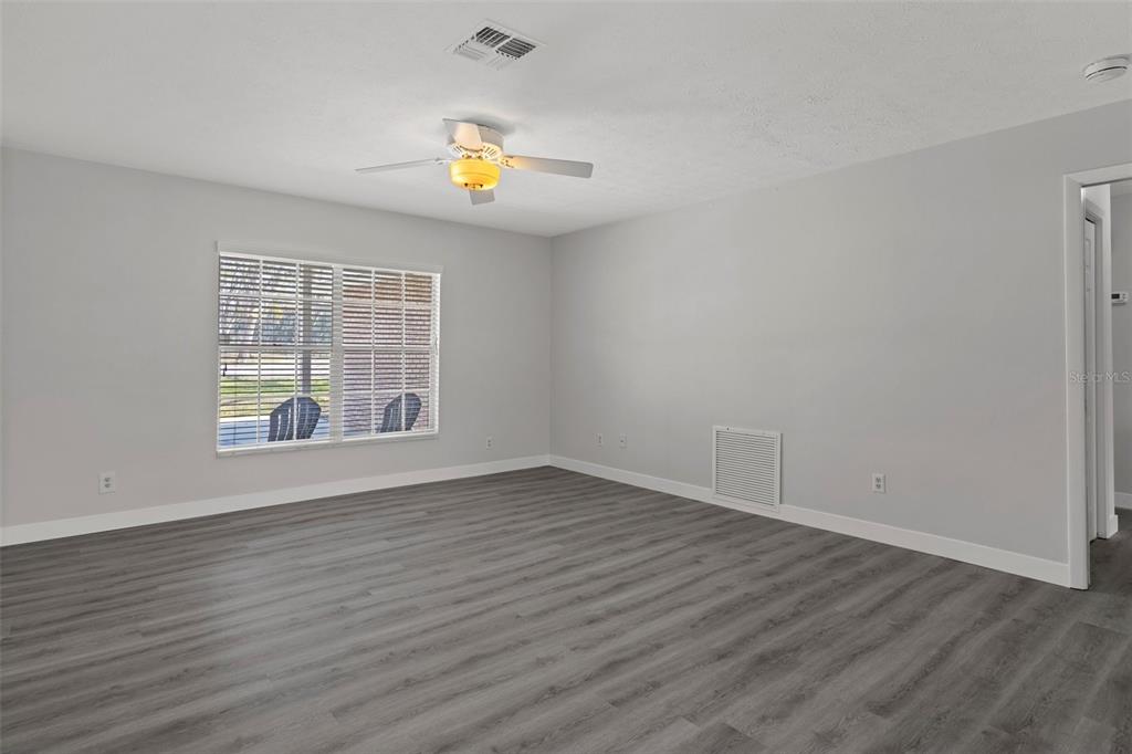 19804 Hiawatha Road Odessa, FL 33556 - Photo 10 of 49