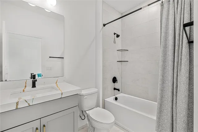 $699,000 | 3085 Expedition Drive, St. Cloud, FL 34771