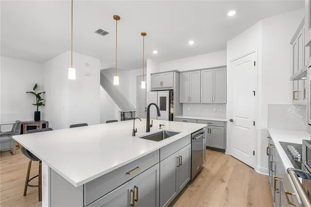 $699,000 | 3085 Expedition Drive, St. Cloud, FL 34771