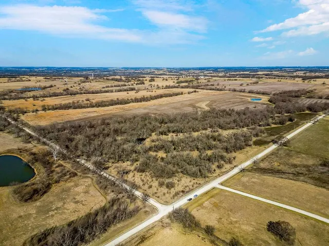 $270,000 | 1 Cold Water Springs Road, Louisburg, KS 66053