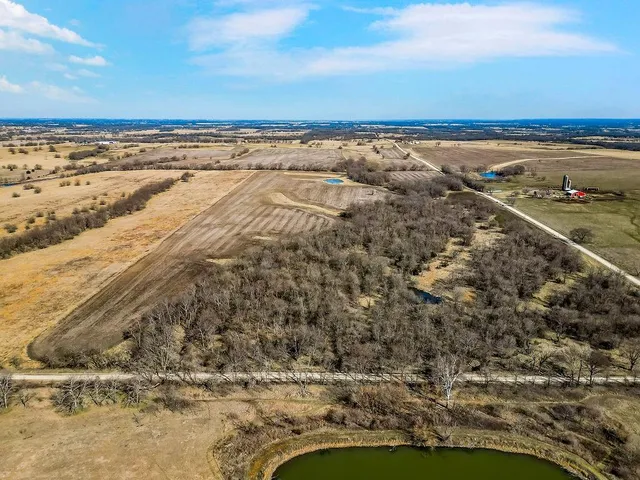 $270,000 | 1 Cold Water Springs Road, Louisburg, KS 66053