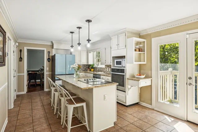 $699,000 | 2500 Country Club Lane, Columbia, TN 38401