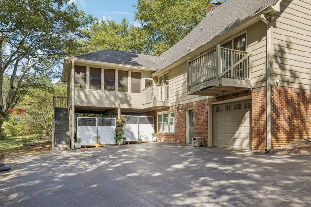 $699,000 | 2500 Country Club Lane, Columbia, TN 38401