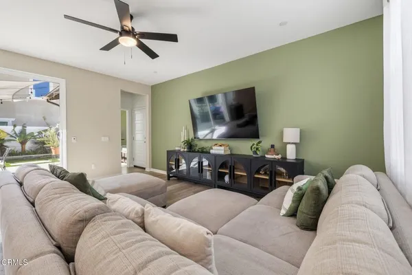 $709,900 | 209 Murcott Avenue, Piru, CA 93040