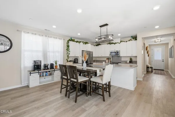 $709,900 | 209 Murcott Avenue, Piru, CA 93040