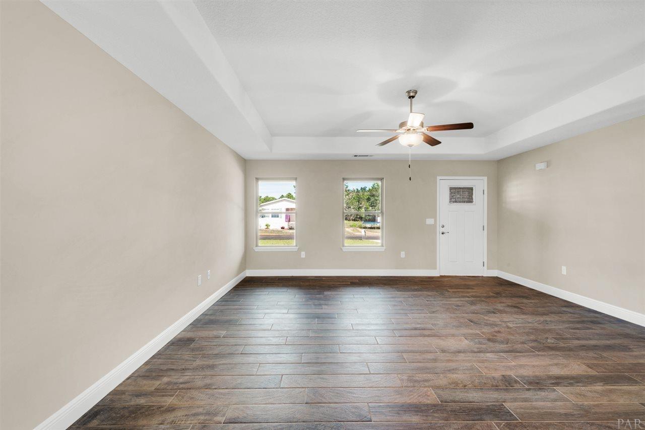 4858 Whitewood Road Gulf Breeze, FL 32563 - Photo 8 of 32 Gallery Image 8