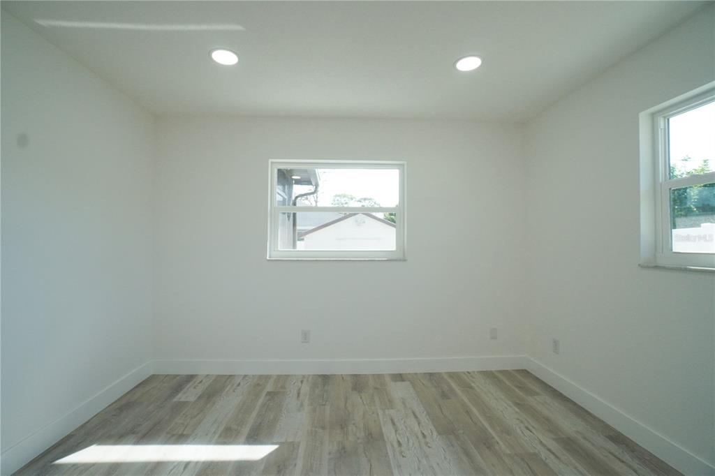 1461 Royal Road Venice, FL 34293 - Photo 25 of 68